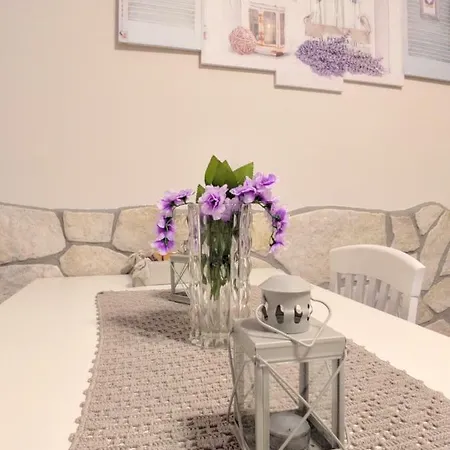 Tato Apartment *